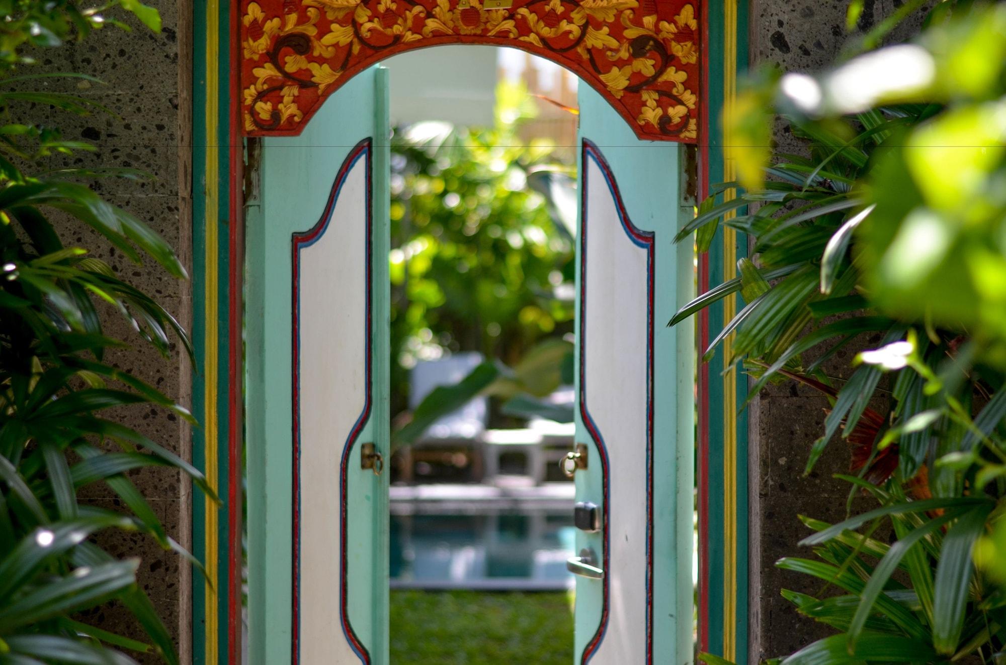 New Pondok Sara Villas Seminyak Dış mekan fotoğraf